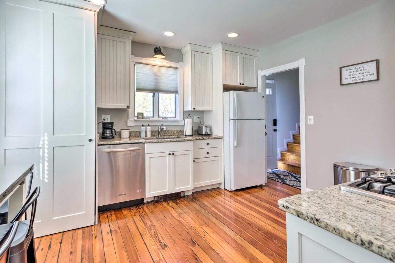 Mystic Refuge With Patio Less Than 1 Mi To Downtown! Esterno foto