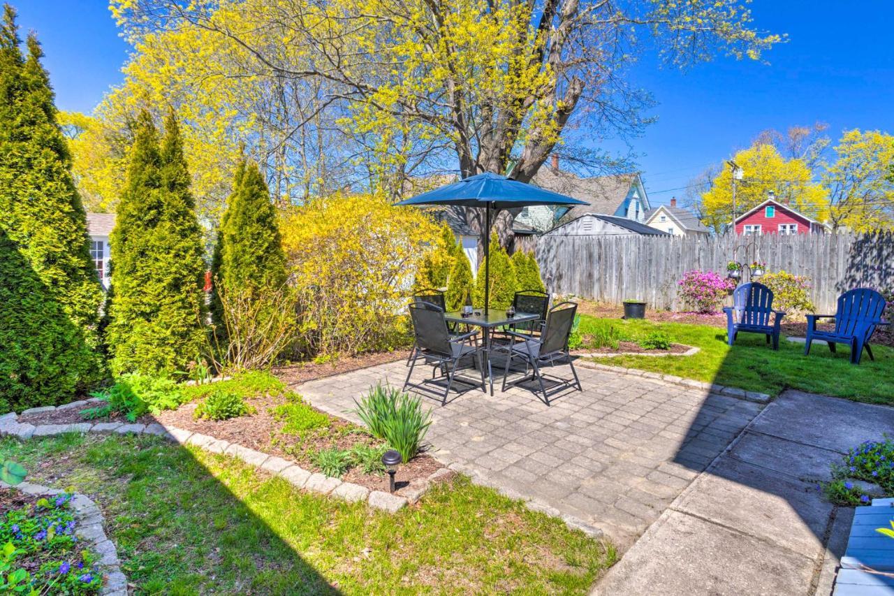 Mystic Refuge With Patio Less Than 1 Mi To Downtown! Esterno foto